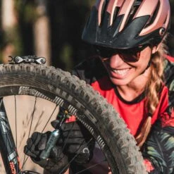 Lezyne RAP 19 II CO2 Multitool 10 Lezyne RAP 19 II CO2 Multitool -Vélo Accessoires Boutique 200707 B Gardner Grade DSC 8585 1500 1800x1800