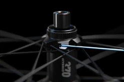 Dt-swiss Roue Avant HU 1900 Spline® 29" 25mm CL 9 Dt-swiss Roue Avant HU 1900 Spline® 29" 25mm CL -Vélo Accessoires Boutique DTSwiss Hybrid Utility Spoke Cut 1920px