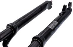 RST Fourche Suspendue Vogue Air 28" Disc 80mm 5 RST Fourche Suspendue Vogue Air 28" Disc 80mm -Vélo Accessoires Boutique RST Vogue Air 28 Disc Federgabel 80mm 20096362 c